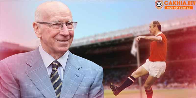 Sir Bobby Charlton là huyền thoại vĩ đại MU