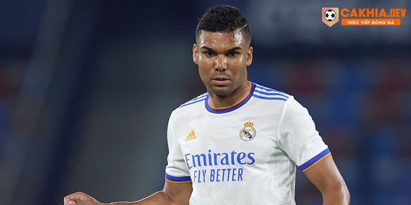 Casemiro có sự nghiệp thành công với màu áo Real Madrid